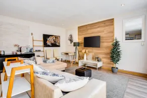 Beautiful Studio apt in Bryanston w/Backup Power - Image 5