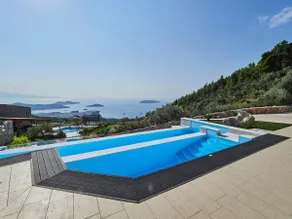 Villa Linda - Sky Sea Resort - Image 2
