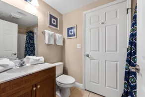 Lovely 4-Bedroom Condo with Pool, Lazy River & Spa - Image 5