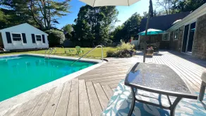 5 bedroom Cape with a pool and large yard - Image 3