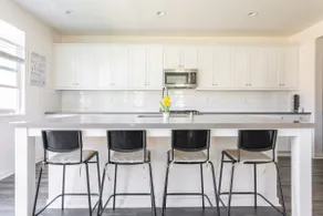 North LA Spacious/Family-Friendly New Home with 5 Bedrooms, 3 Baths, 6 Beds - Image 5