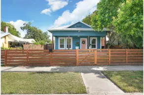 Amazing Fully Fenced Home Only 5 Mins from Downtown - Image 3