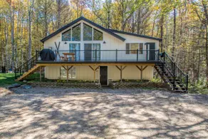 East Branch Chalet (7 min to N Conway) - Image 2