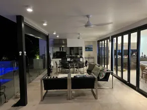 The Perfect Port Douglas Luxury Getaway only 150 meters to beach. - Image 3