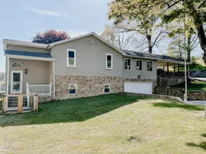 Bright and Spacious Maple Fork - Image 5