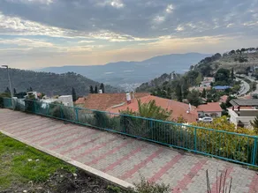 View of the valley - Image 2