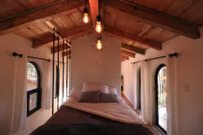CUARTO MENGUANTE cabin in the middle of the forest - Image 4