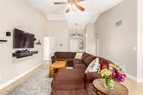 Roomy-Fun 3-BR Paradise | Pool & Jacuzzi| Peoria - Image 4