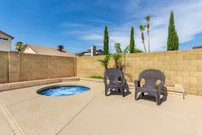 Roomy-Fun 3-BR Paradise | Pool & Jacuzzi| Peoria - Image 5