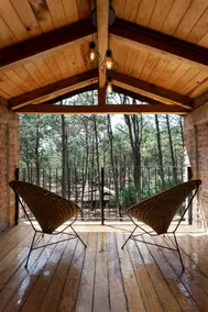 GROWING ROOM cabin with a romantic balcony. - Image 5