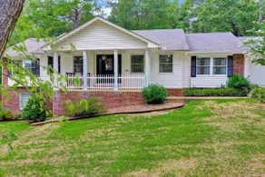 Family Friendly~Hot Springs~Lake Access~Sleeps 12 - Image 2