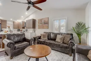 Luxurious & Spacious 4 BR Home w/o Cleaning Fees - Image 4