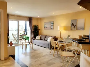 Cozy Apartment on the Beach - Image 4