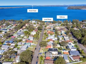 Large Holiday Home with Heated Pool on demand near Lake & Beaches - Image 2