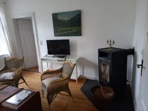 Charming apartment with fireplace on estate - Image 4