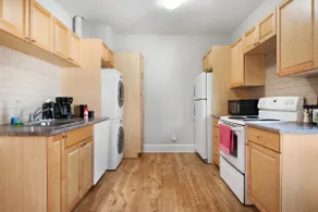 Spacious 1-bdrm - WiFi, Parking, Kitchen - Image 5