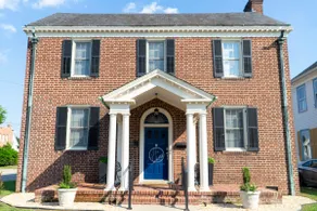 The Vine--4 Bedrooms  - Image 2