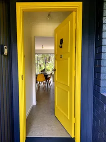 The Yellow Koala - Vibrant Home in Medlow Bath - Image 3