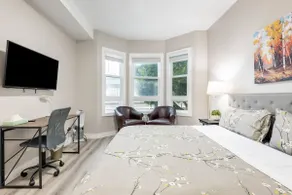 DTSF Entire Unit 3 bedroom+3baths near Oracle Park - Image 2
