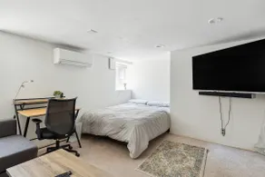 Guest suite in Central District - Image 4