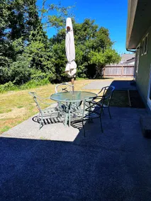 Quiet coastal lifestyle | Convenient Location - Image 3