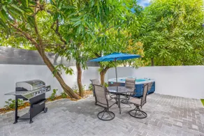 UP TO 16 GUESTS! MODERN HOUSE NEAR WYNWOOD - Image 4