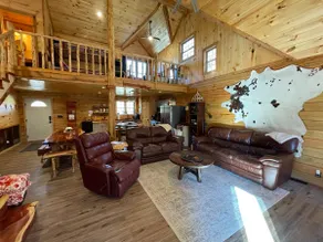 Newly built LOG Cabin-Float, Golf, Hike, Hunt, Fish, visit a winery...Relax! - Image 4
