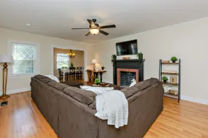 Sleeps 10 | Smart TV's - Image 3
