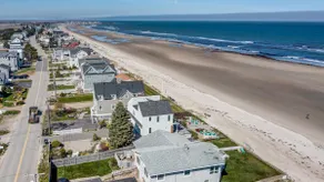 Unique Beach Front With Panoramic Views ! - Image 3