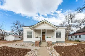 Restored farm house in Old Town Loveland - Image 2