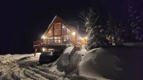 Cozy, Private Cabin - 2 Minutes from the Lifts - Image 2