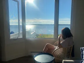Renovated Waterfront Cottage - Image 2