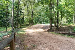 Cozy getaway in Cartersville and near Lakepoint Sports - Image 3