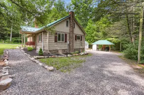 Cabin at Mitchell Run - Newly Renovated, 3 Bedroom - Image 2