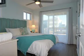 Modern 3 bed/3 BA walkable to downtown Surf City! - Image 3