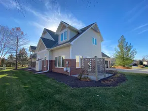 Immaculate 2BD/3BA South Lincoln Home with Garage - Image 5