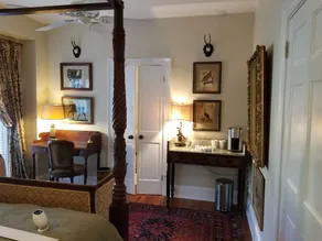 Lovely Garden Suite for One Guest. Bathrm/Parking - Image 3