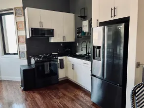 Sunday’s with Lovey! 3 bedroom unit 2 full baths. - Image 5