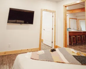 Spacious 1BD Apt in the heart of the Tree Streets - Image 3