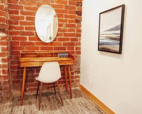 Spacious 1BD Apt in the heart of the Tree Streets - Image 5