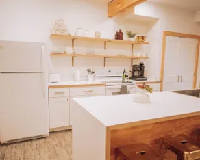 Spacious 1BD Apt in the heart of the Tree Streets - Image 4