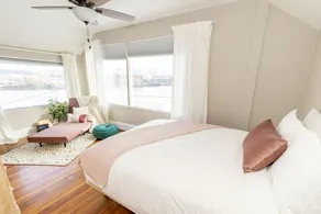 Hot Tub Riverfront Bungalow w/Stunning Views - Image 3
