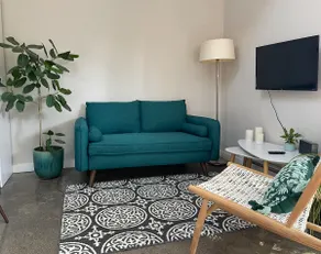 Charming, modern, restorative, private studio - Image 3