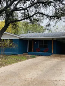 Great Specials Now! 3 Bedroom 12 Min to Downtown - Image 2