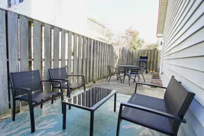 Bungalow Bliss ※ Beach Cottage Blocks From Ocean - Image 4