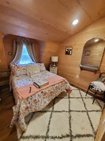 Rancher's Retreat Cabin - Image 5