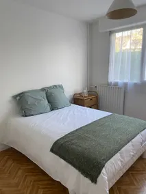 2-bedroom apartment, close to Nantes city center. - Image 5