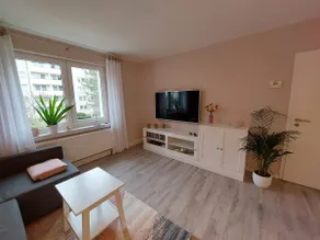 Helles modern eingerichtetes Apartment - Image 3
