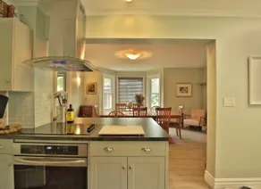Cozy 4 bedroom close to wineries and great hiking. - Image 3