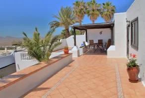 Casa Bella - beautiful 3 bedroom Canarian Villa - Image 3